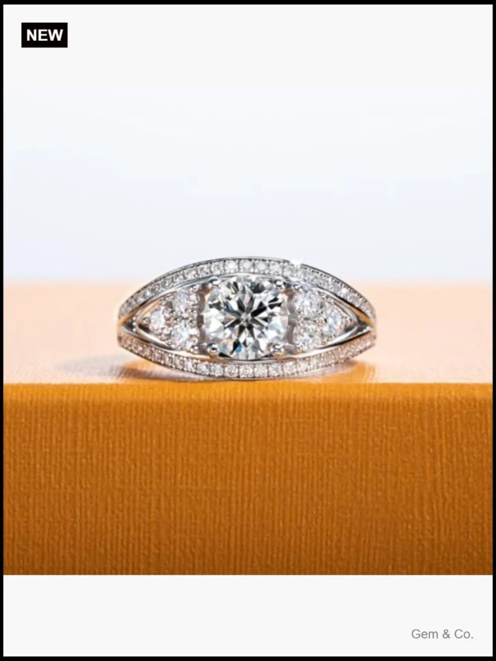 1.59CTTW Moissanite Halo Ring 925 Silver D VVS1 Round Cut Engagement Promise